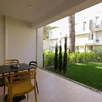 Gjiri I Lalzit - San Pietro - Leta's With Garden *