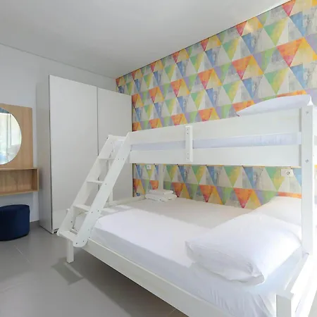 Gjiri I Lalzit - San Pietro - Leta Beachside Apartments With Garden Holiday home *